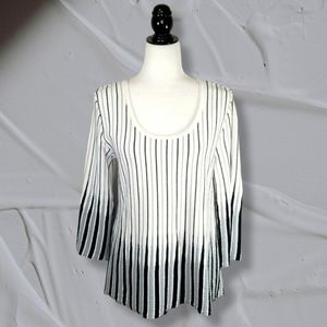 Vintage Parkhurst Women's Sweater Size M Bell Sleeve Scoop Neck Knit